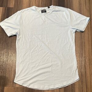 Men's Cuts Curve-Hem Light Blue T-Shirt